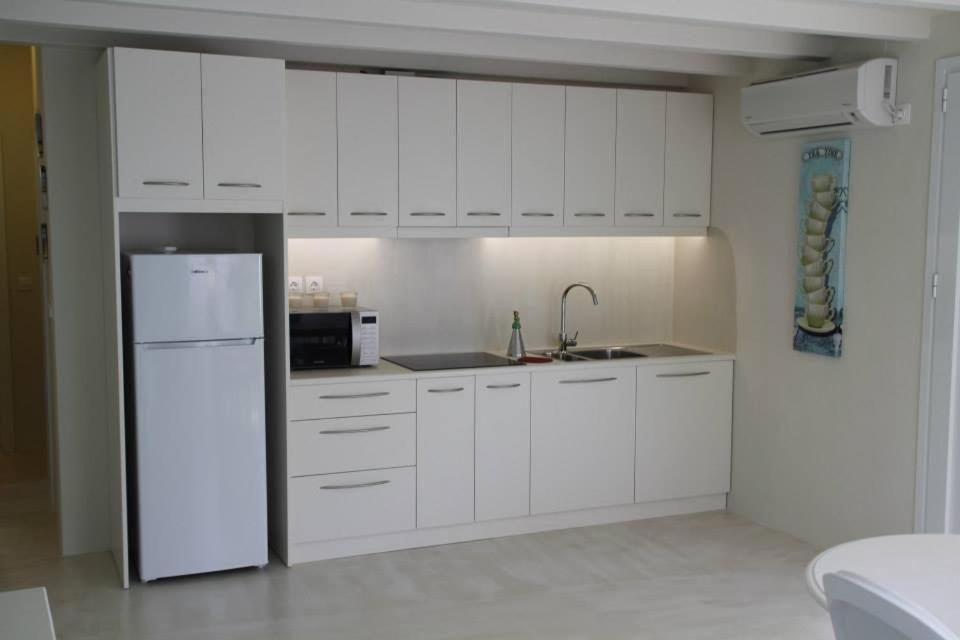 Chiqui Luxury Apartments Alónnisos Buitenkant foto